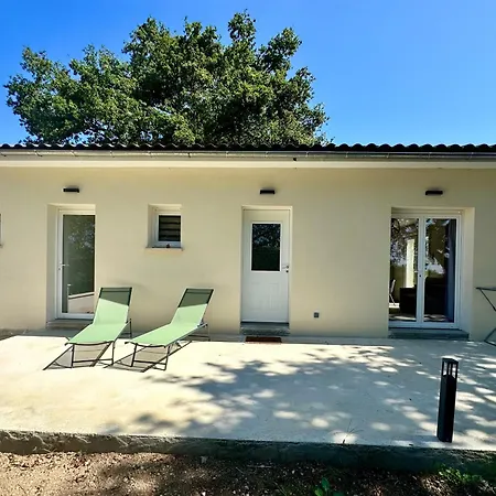 Maison Neuve, Cadre Apaisant,jacuzzi Et Piscine *