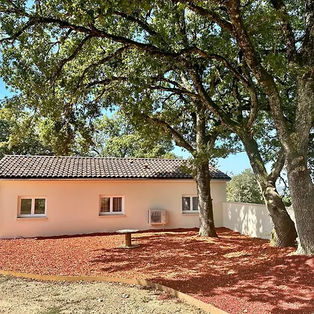 Maison Neuve, Cadre Apaisant,jacuzzi Et Piscine Holiday home *