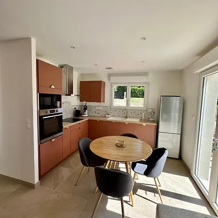 Maison Neuve, Cadre Apaisant,jacuzzi Et Piscine * Planioles