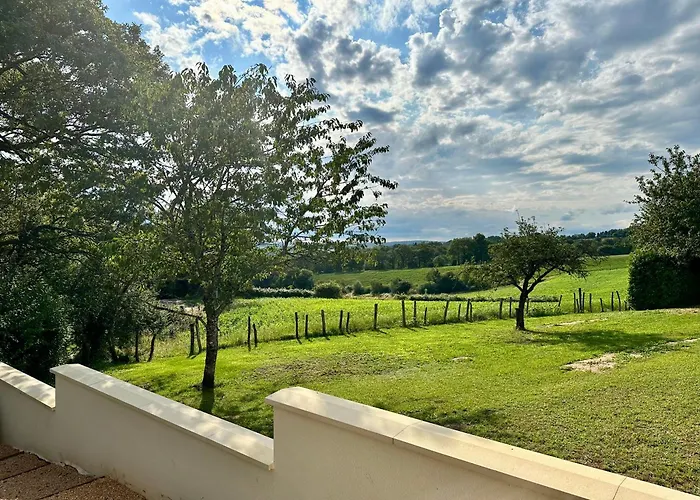 Maison Neuve, Cadre Apaisant,jacuzzi Et Piscine *
