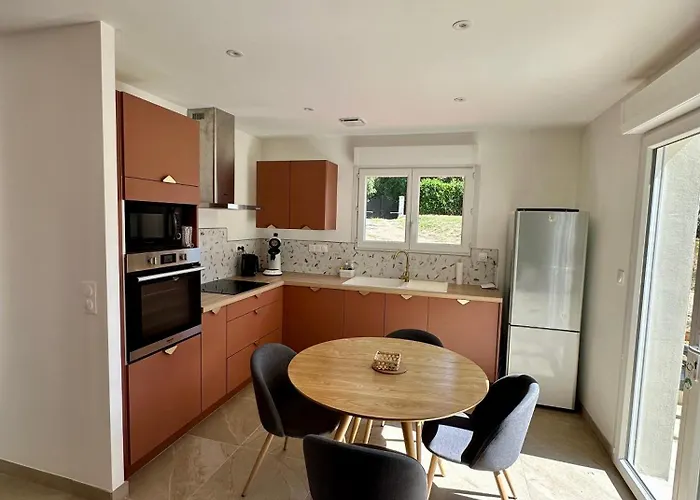 Maison Neuve, Cadre Apaisant,jacuzzi Et Piscine * Planioles